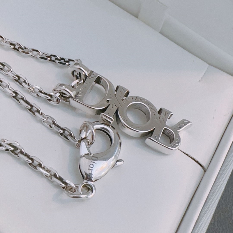 chr1st1an D10r necklaces